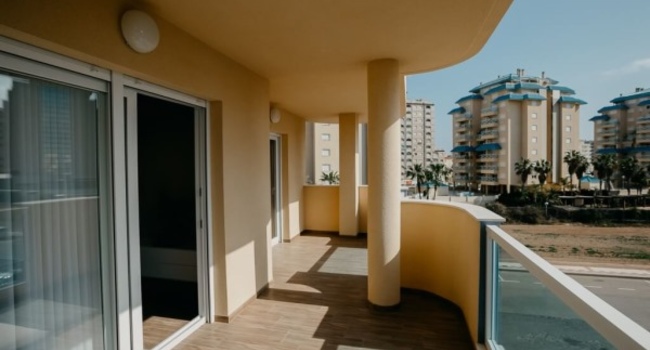  Недвижимость в Испании, Новые квартиры на первой линии пляжа от застройщика в Ла Манга,Коста Калида,Испания