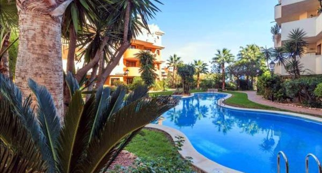 Недвижимость в Испании,Новая квартира на берегу моря от застройщика в Торревьехе,Коста Бланка,Испания